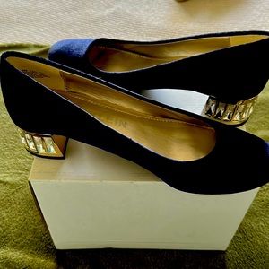 Anne Klein heeled pumps